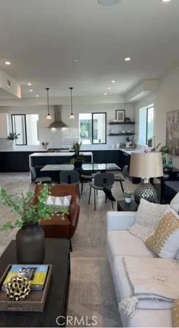 6719 Sepulveda Boulevard, Van Nuys, California 91411 home-pic-31